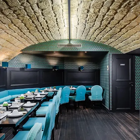 Monceau Elysees Отель 3*