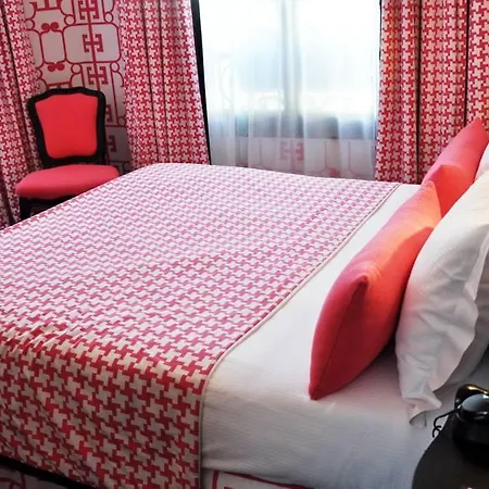 Hotel Monceau Elysées Parigi