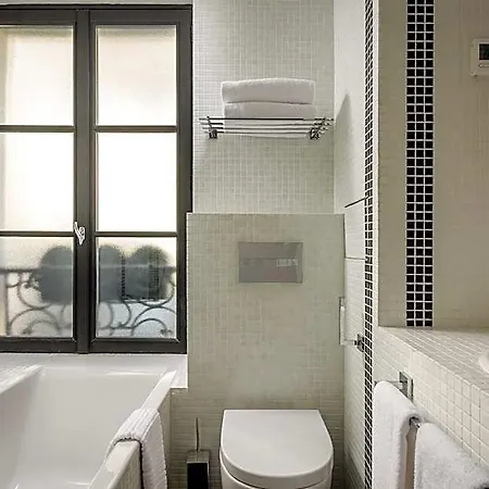 Monceau Elysées 3*