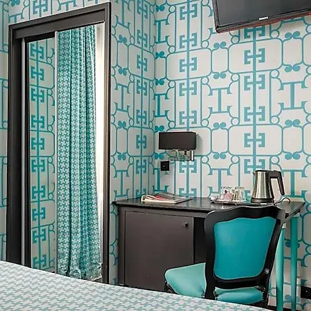 Hotel Monceau Elysées 3*