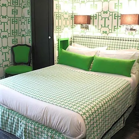 Hotel Monceau Elysées 3*