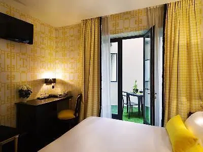 Otel Monceau Elysees