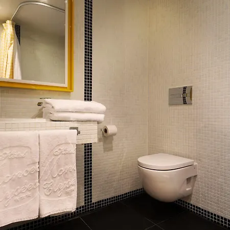 Monceau Elysees 3*