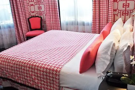 Monceau Elysees Отель 3*