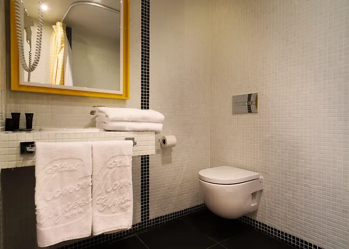 Monceau Elysées Parigi