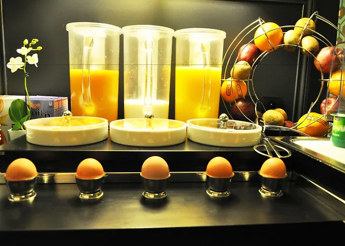 Monceau Elysees Отель