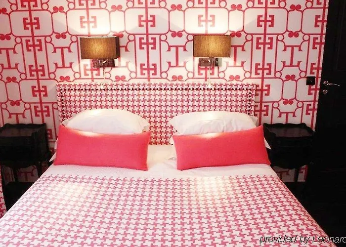 Monceau Elysees Отель 3*