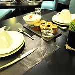 Ξενοδοχείο Monceau Elysees 3*